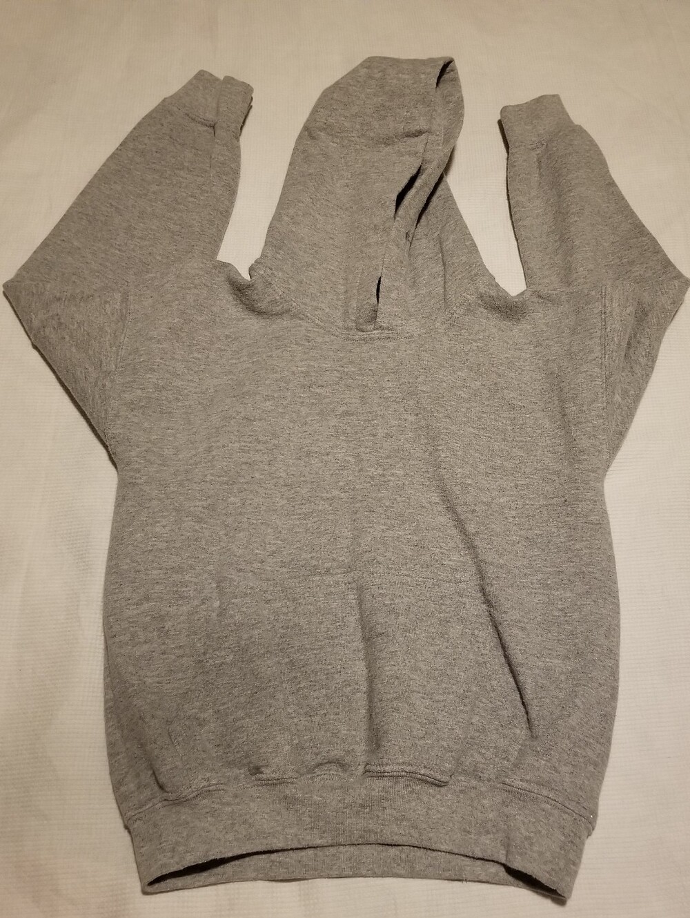 Gildan Kid's Small Gray Pullover Hoodie With Large Front Pocket & Ribbed Cuffs